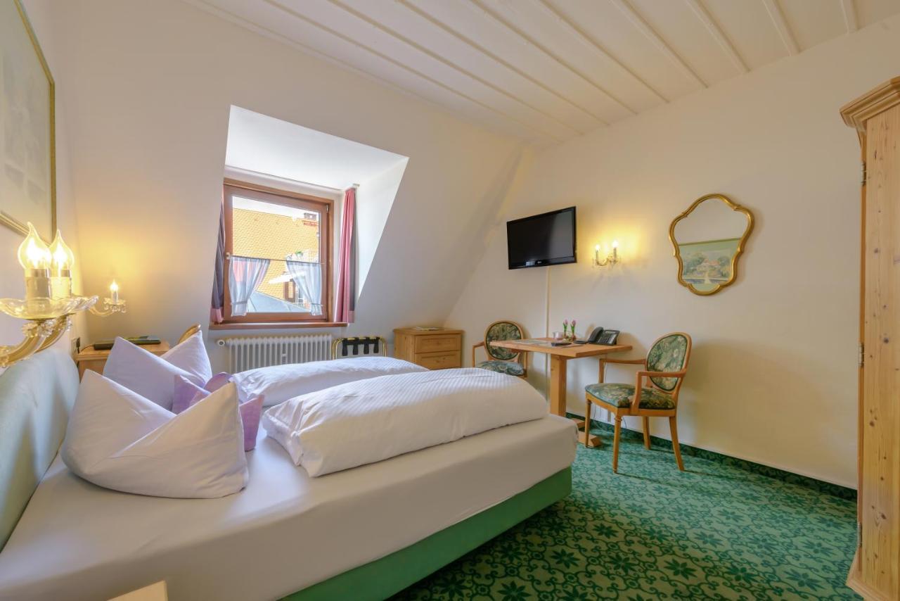 Hotel "Malerwinkel" Gmbh Seeon-Seebruck Luaran gambar
