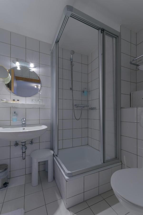 Hotel "Malerwinkel" Gmbh Seeon-Seebruck Bilik gambar