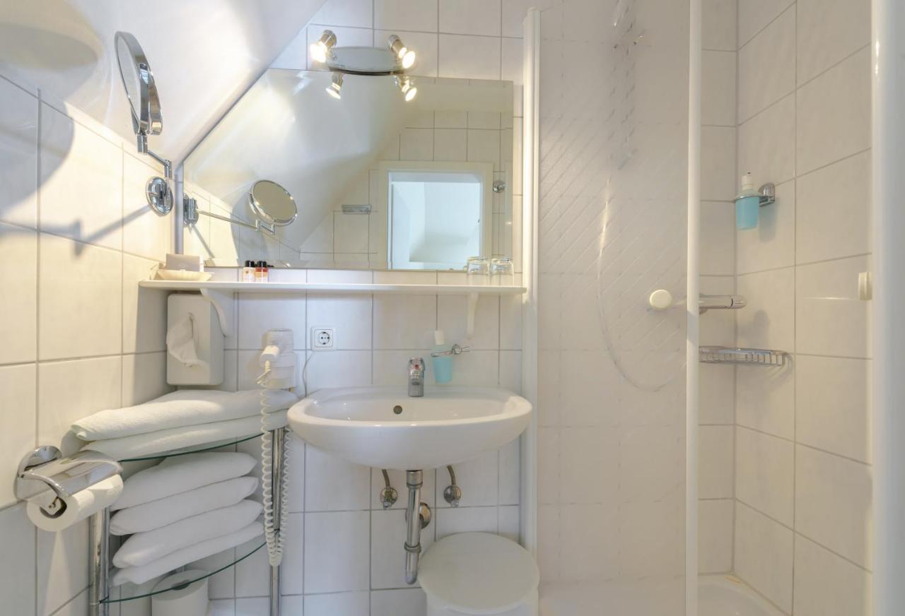 Hotel "Malerwinkel" Gmbh Seeon-Seebruck Bilik gambar