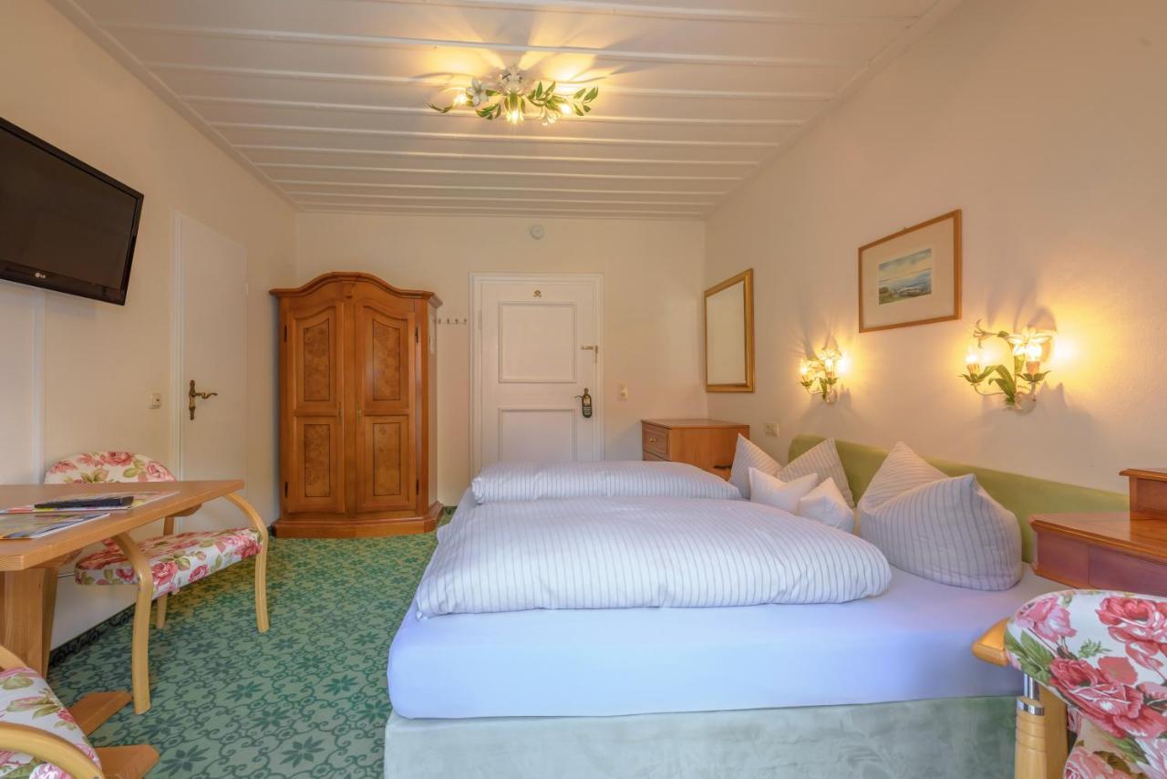 Hotel "Malerwinkel" Gmbh Seeon-Seebruck Bilik gambar